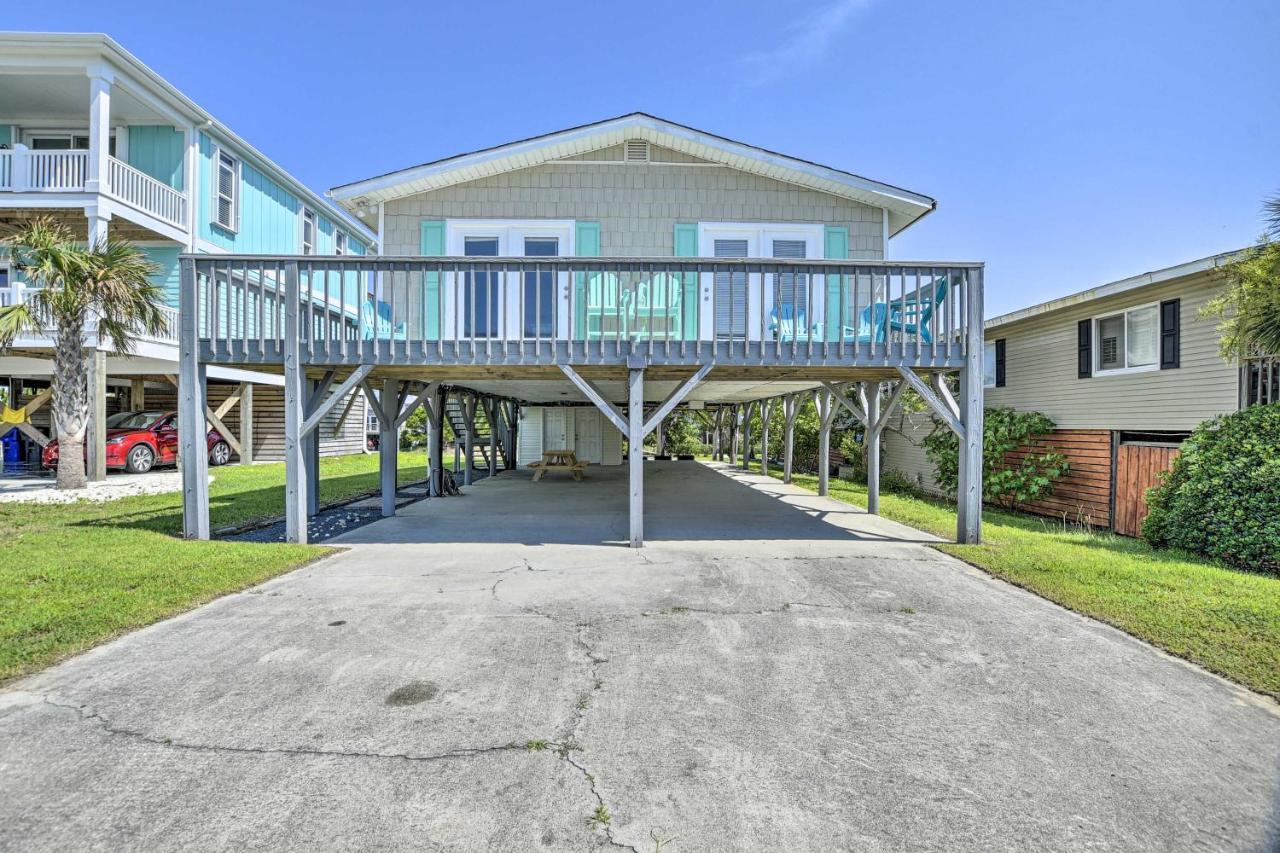 Oak Island Beach Abode With Deck Walk To Shore! Exterior photo